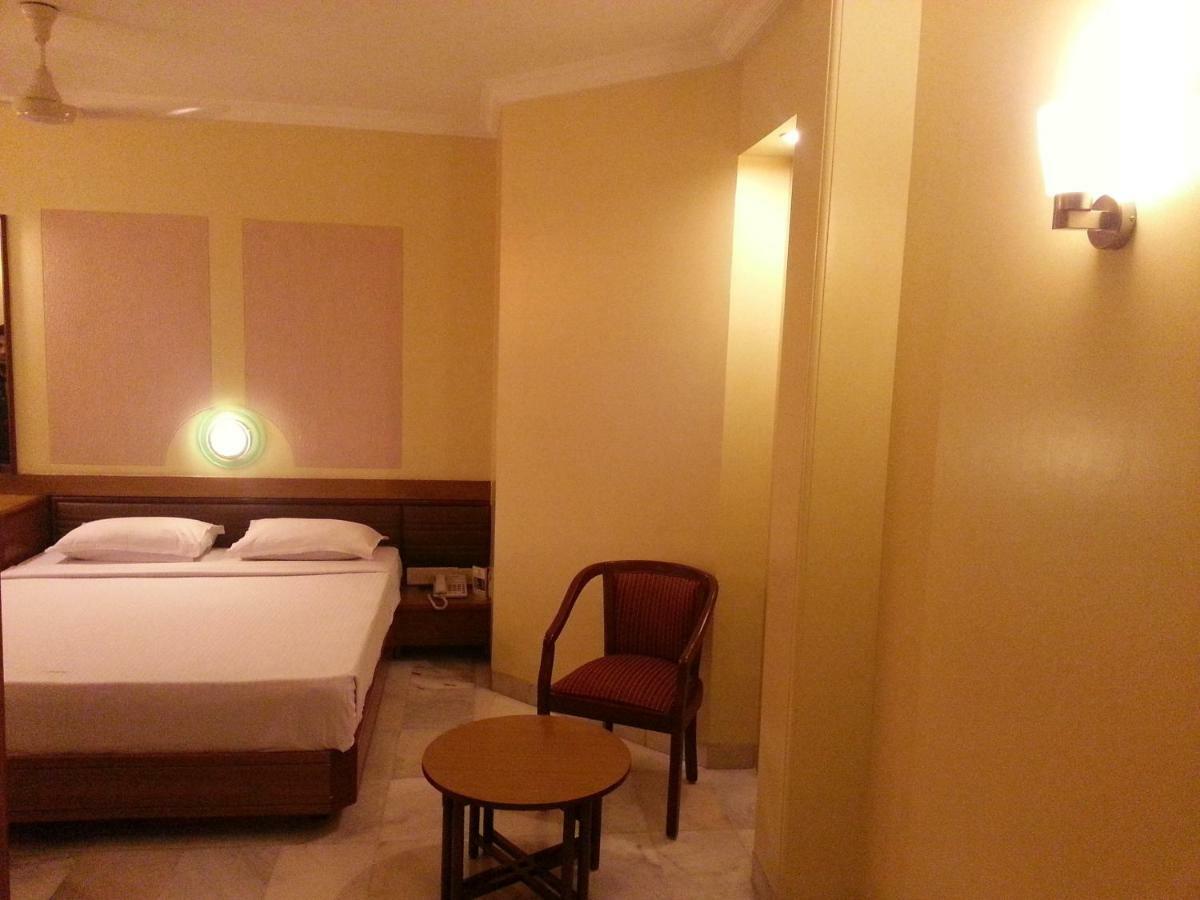Hotel Ashray International, Sion - Near Bkc Bombaj Exteriér fotografie